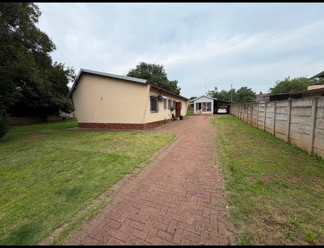 3 BEDROOM HOUSE FOR SALE IN KANONKOP